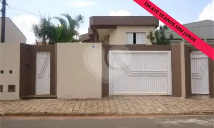 Casa com 3 quartos à venda em Parque Residencial Jaguari - SP