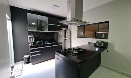 Casa com 3 quartos à venda em Jardim Flamboyant - SP