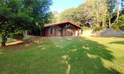 Chácara com 3 quartos para locação em Santa Rita - SP