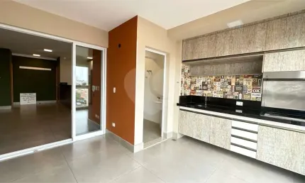 Apartamento com 3 quartos para locação em Cidade Alta - SP