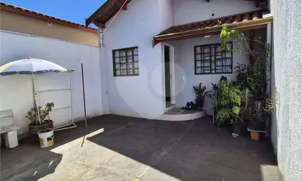 Casa com 2 quartos à venda em Loteamento São Francisco - SP