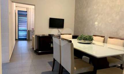 Casa com 4 quartos à venda ou para locação em Centro - SP
