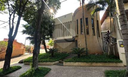 Casa com 4 quartos à venda ou para locação em Jardim Europa - SP