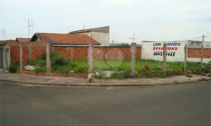 Terreno à venda em Conjunto Habitacional Água Branca - SP