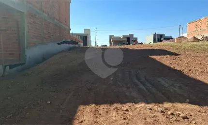 Terreno em condomínio fechado à venda no Jardim São Francisco, Piracicaba 