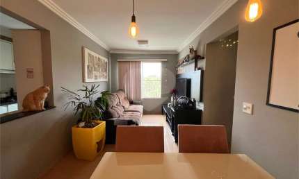 Apartamento com 3 quartos à venda ou para locação em Piracicamirim - SP