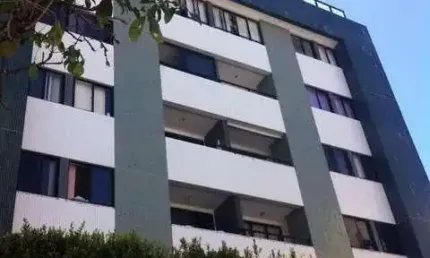 VENDE-SE LINDO APARTAMENTO NO PRAZEROUSO BAIRRO DO COSTA AZUL