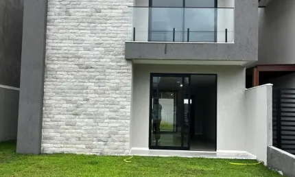 Casa em condomínio fechado com 4 quartos à venda na Rua Sucupió, Vilas de Abrantes, Camaçari