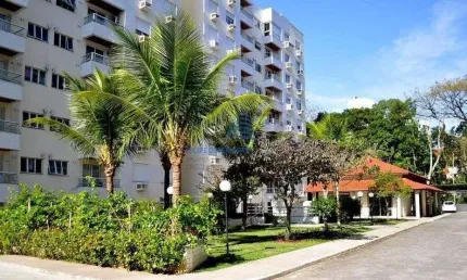 Apartamento de 3 dormitórios, suíte, sacada, 1 vaga de garagem, trindade, localização da ufsc