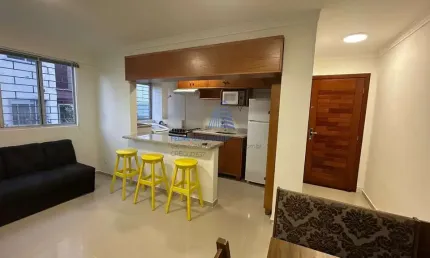 Apartamento 2 dormitórios, térreo, reformado e mobiliado no Jardim Atlântico, Florianópolis/SC