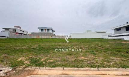 Terreno à venda no Loteamento Residencial Arborais.