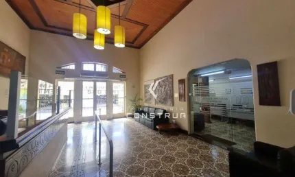 Sala comercial com 6 salas para alugar na Rua José Paulino, 1399, Centro, Campinas