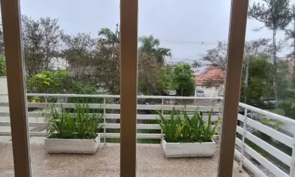 Casa com 3 quartos à venda na Rua Manauê, 76, Vila Assunção, Porto Alegre