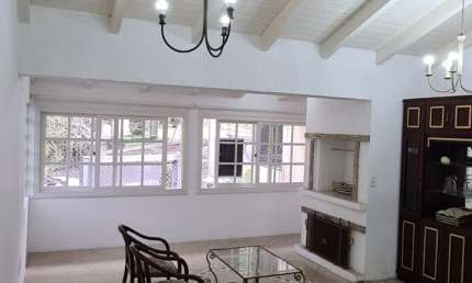 Casa à venda ,  3 quartos e 2 vagas no Cristo Redentor