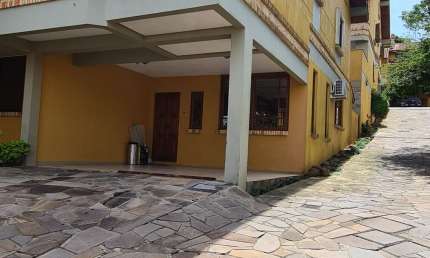 Casa em condomínio fechado com 3 quartos para alugar na Rua Edgar Luiz Schneider, 54, Jardim Isabel, Porto Alegre