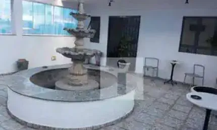 Prédio comercial para venda ou locação no Centro de Campinas/SP.