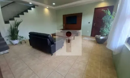 Casa com 3 quartos à venda, 238 m² por R$ 637.000 - Parque Jambeiro - Campinas/SP