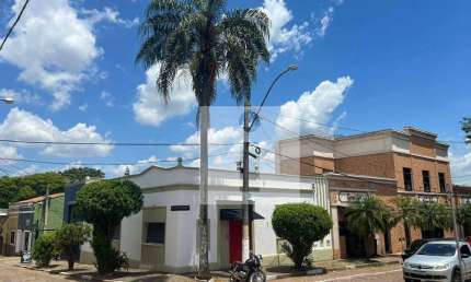 Casa comercial com 4 salas para alugar na Rua Sete de Setembro, 85, Sousas, Campinas