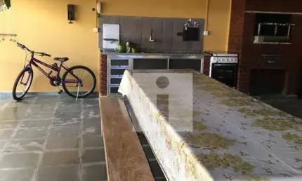Casa com 3 quaros à venda sendo i suíte, 142 m² por R$ 890.000 - Parque Prado - Campinas/SP