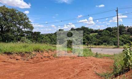 Terreno à venda no bairro Chácaras São Martinho em Campinas