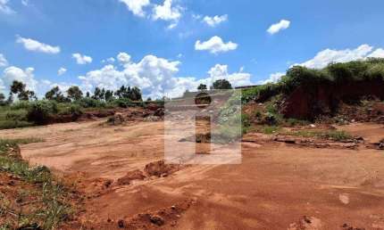 Terreno à venda no bairro Chácaras São Martinho em Campinas