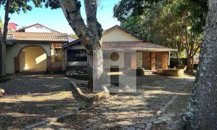 Casa para alugar ou vender em Joaquim Egídio - Campinas -SP