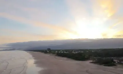 Sobrado em Condomínio para Venda em Bertioga, Vista Linda, 3 dormitórios, 2 banheiros, 3 vagas
