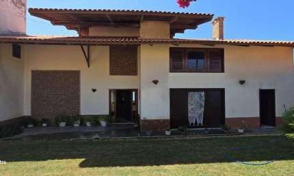 Casa Frente Mar para Venda em Beberibe, Morro Branco, 3 dormitórios, 2 suítes, 4 banheiros, 8 vagas