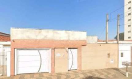 Casa com 3 quartos à venda no Centro, Santa Bárbara D'Oeste  por R$ 742.000