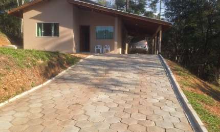 Chácara  1200 metros da igreja do Roseira Colombo,  com casa