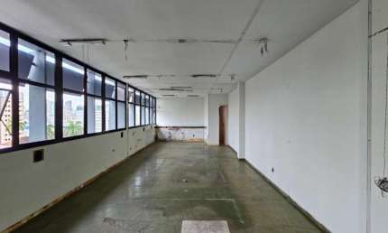 Sala comercial para alugar no Gonzaga, Santos 