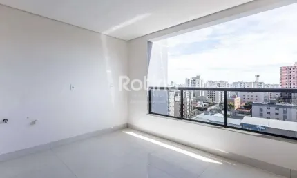 A venda apto alto padrão, ótima localização no bairro Finotti