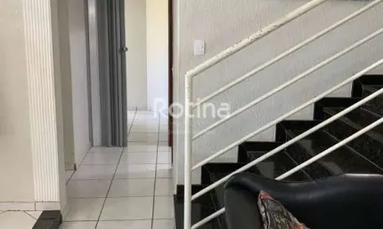 Casa à venda, 3 quartos, Tabajaras - Uberlândia/MG - Rotina Imobiliária