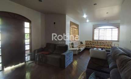 Casa à venda, 4 quartos, Vigilato Pereira - Uberlândia/MG - Rotina Imobiliária
