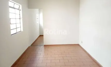 Casa à venda, 3 quartos, Centro - Uberlândia/MG - Rotina Imobiliária