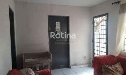 Casa à venda, 3 quartos, Osvaldo Rezende - Uberlândia/MG - Rotina Imobiliária