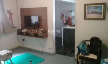 Casa à venda, 2 quartos, Carajás - Uberlândia/MG - Rotina Imobiliária