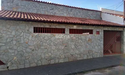 Casa à venda, 3 quartos, Pacaembu - Uberlândia/MG - Rotina Imobiliária