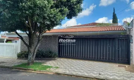 Casa à venda, 4 quartos, Tabajaras - Uberlândia/MG - Rotina Imobiliária