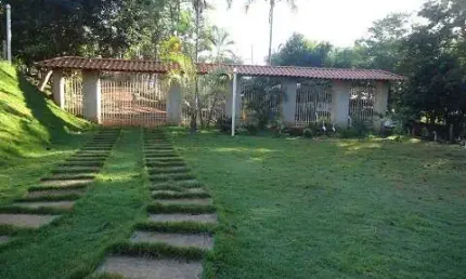 Chacara à venda, 4 quartos, Zona Rural - Uberlândia/MG - Rotina Imobiliária