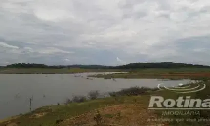Chacara à venda, Zona Rural - Uberlândia/MG - Rotina Imobiliária