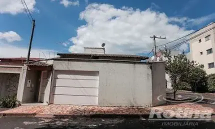 Casa à venda, 3 quartos, Segismundo Pereira - Uberlândia/MG - Rotina Imobiliária