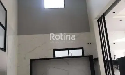 Casa à venda, 3 quartos, Aclimação - Uberlândia/MG - Rotina Imobiliária
