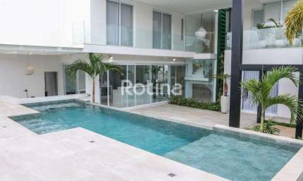 CASA ALTO PADRÃO CONDOMÍNIO FECHADO / SOBRADO COM ELEVADOR/5QUARTOS/SENDO 4SUÍTESPISCINA