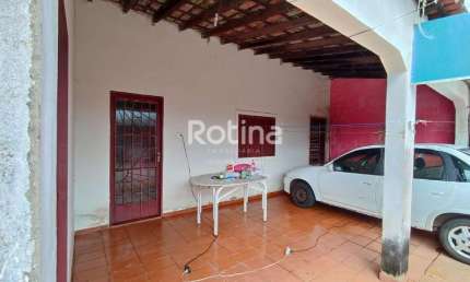 Casa à venda, 3 quartos, Custódio Pereira - Uberlândia/MG - Rotina Imobiliária