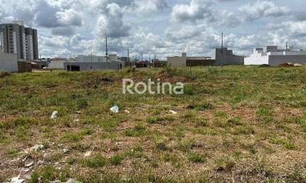 Terreno à venda na Rua Orminda Ferreira Pacheco, --, Laranjeiras, Uberlândia