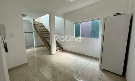 Casa à venda, 3 quartos, Santa Mônica - Uberlândia/MG - Rotina Imobiliária