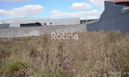 TERRENO EM EXCELENTE LOCALIZAÇÃO - LOTEAMENTO VERDE VIDA