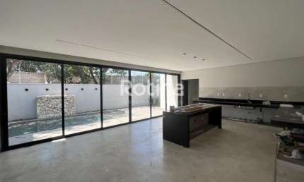 Casa Condomínio Fechado à venda, 4 quartos, Cond. Gsp Arts - Uberlândia/MG - Rotina Imobiliária