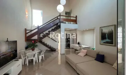 Casa à venda, 3 quartos, Jardim Holanda - Uberlândia/MG - Rotina Imobiliária
